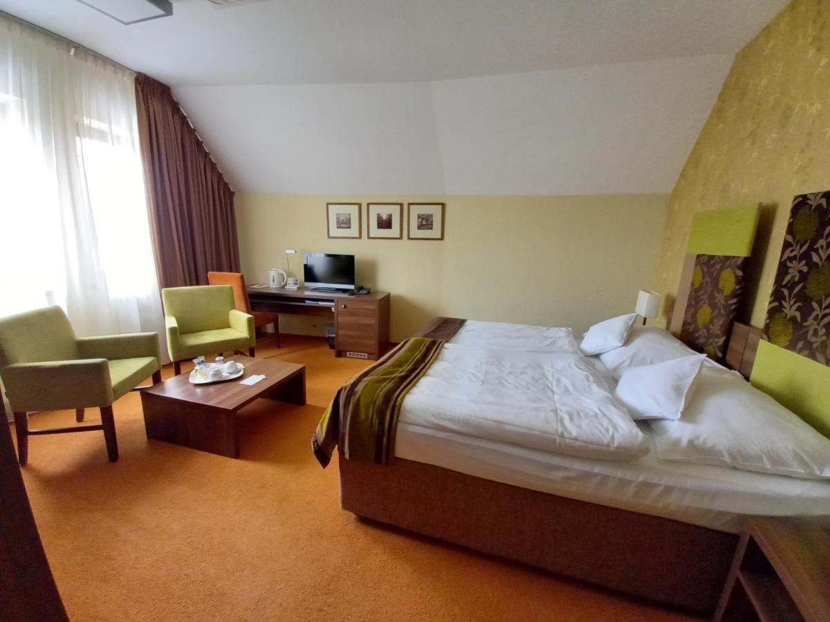 Belassi Hotel