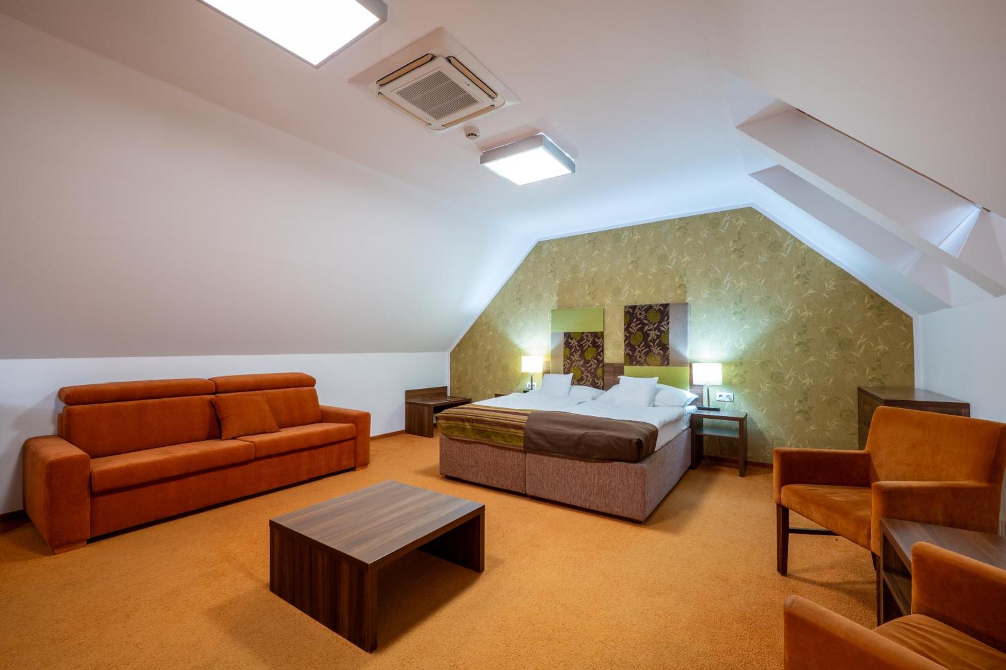 Belassi Hotel
